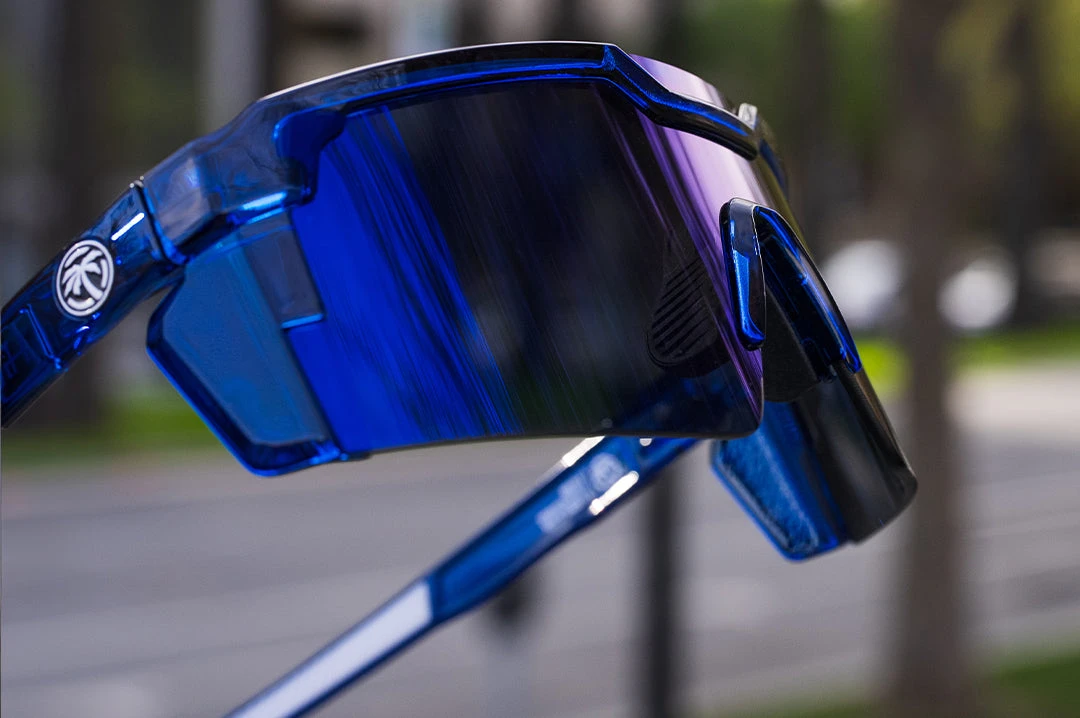 Future Tech Sunglasses: Neon Blue Frame Z87+ - Image 5